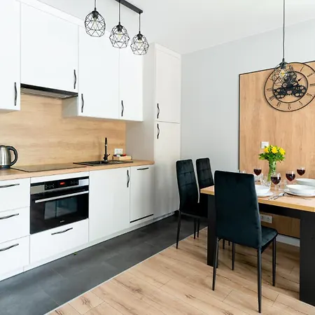 Good Time - Stone Hill Iv * Sklářská Poruba